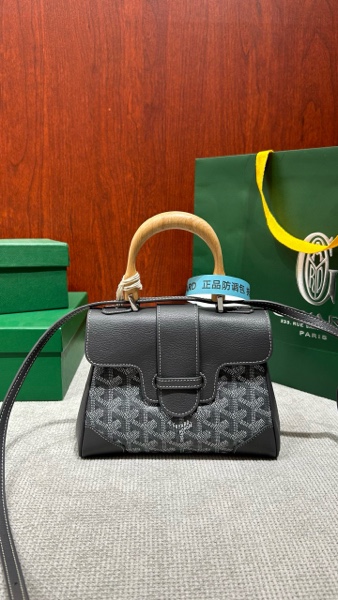 Goyard Coursier Messenger Bag-18